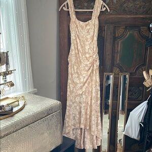 Elegant Cream Sleeveless Dress